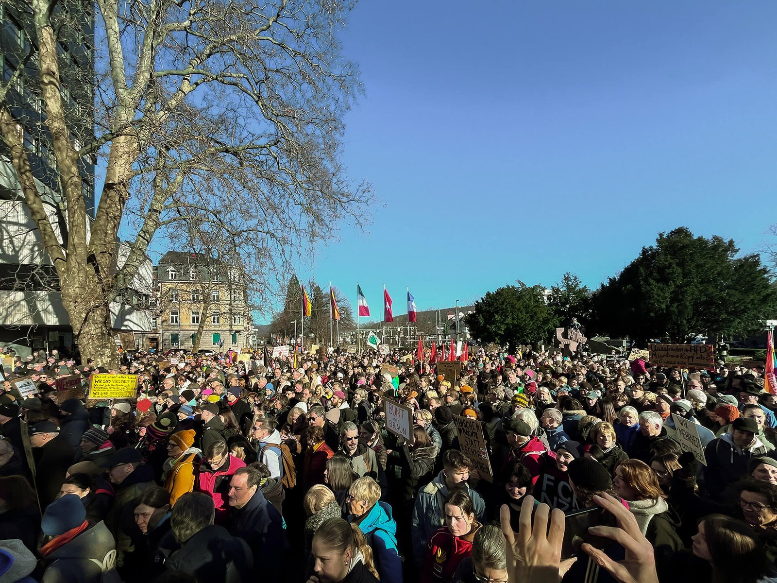 Egon-Hugenschmidt-Platz. Demo © Lars Frick